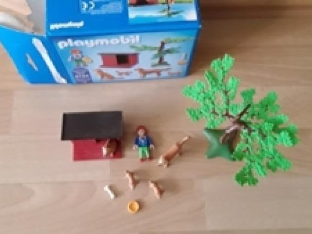 Playmobil Golden Retriever mit Welpen - 1